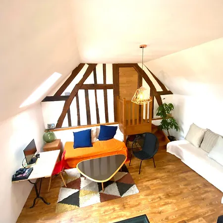 Le De La Poussiniere - Vue - Calme - Grand Jardin *