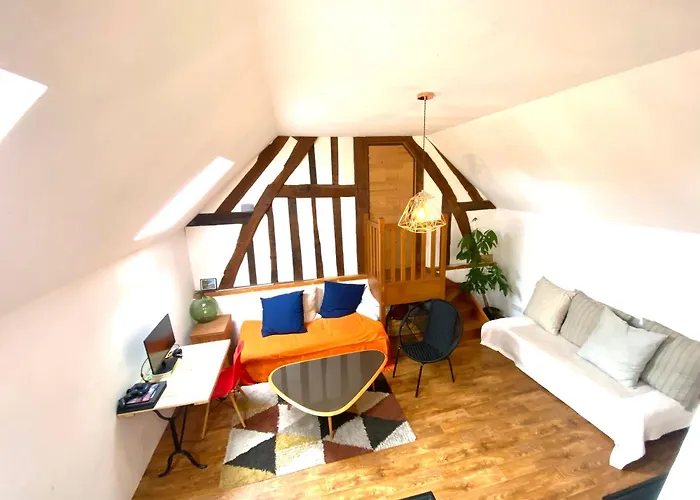 Le De La Poussiniere - Vue - Calme - Grand Jardin *